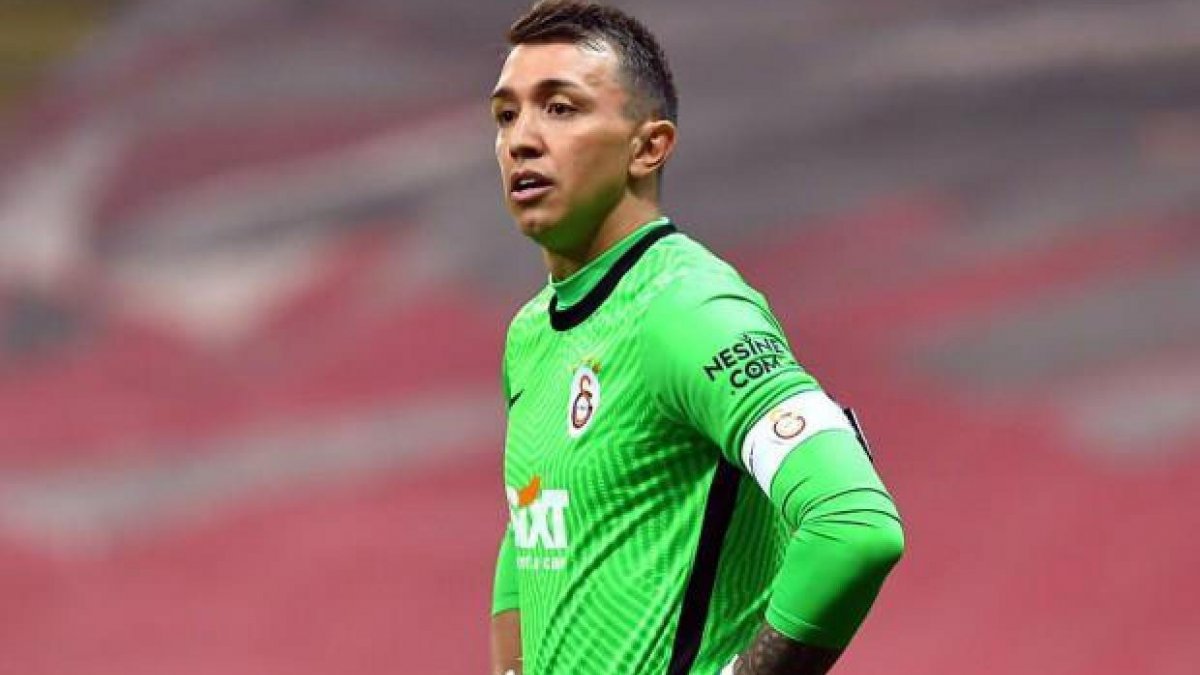 Muslera ne zaman sahalara dönecek? Galatasaray'ın kaleci çıkmazı...