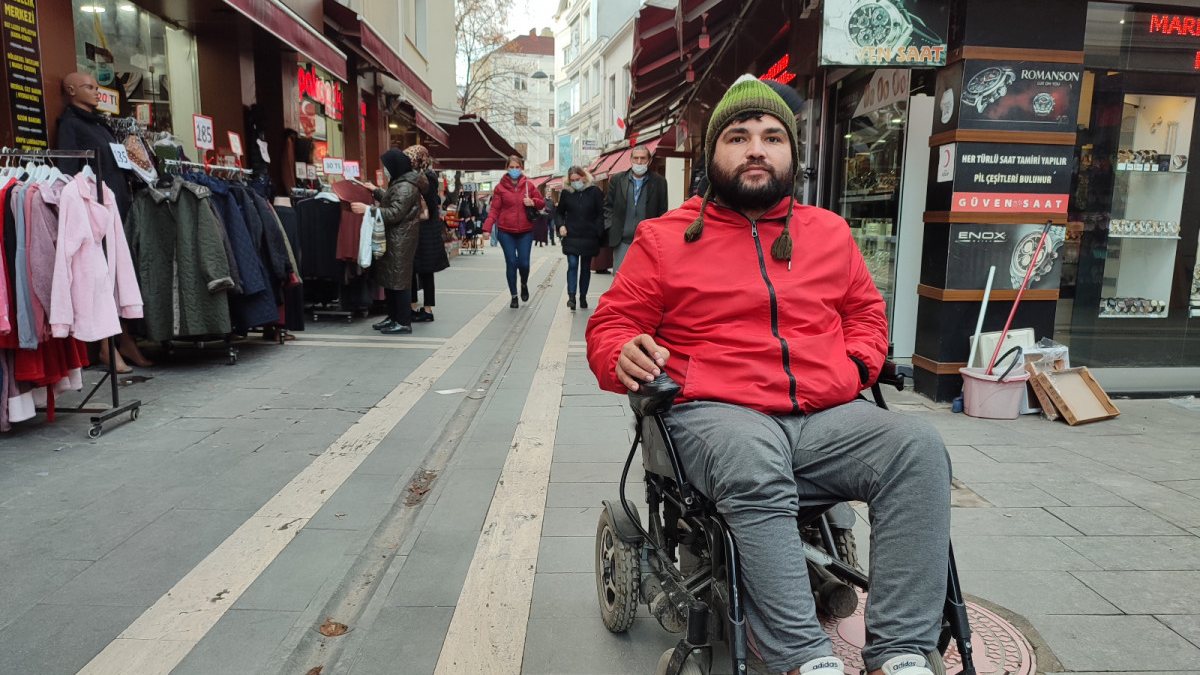 Ordu&#039;da geçirdiği sivilce enfeksiyonu nedeniyle felç kaldı