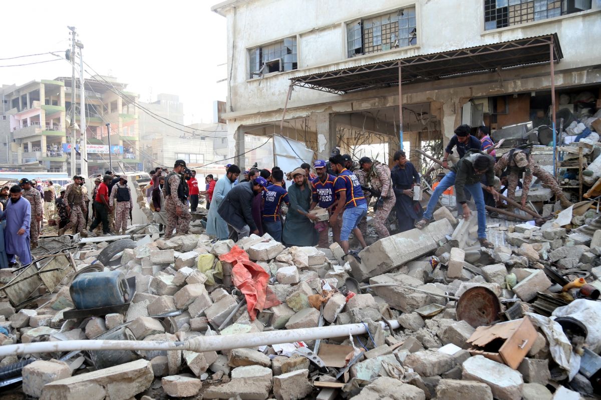 Pakistan'da doğalgaz patlaması: 17 ölü