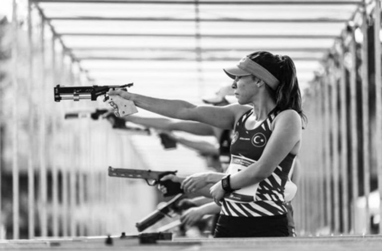 Pentatlet İpek Akşin dünyada tek!