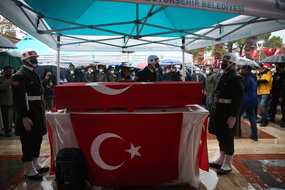 Şehit Piyade Uzman Çavuş Ali Sarı son yolculuğuna uğurlandı