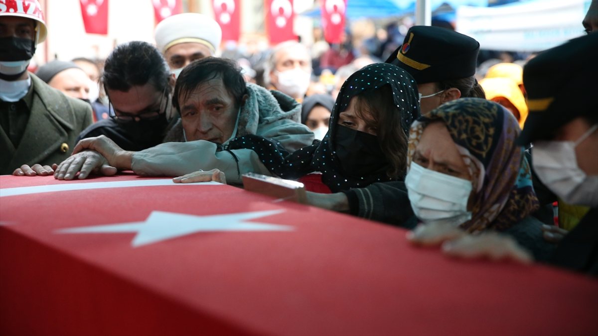 Şehit Piyade Uzman Çavuş Ali Sarı son yolculuğuna uğurlandı