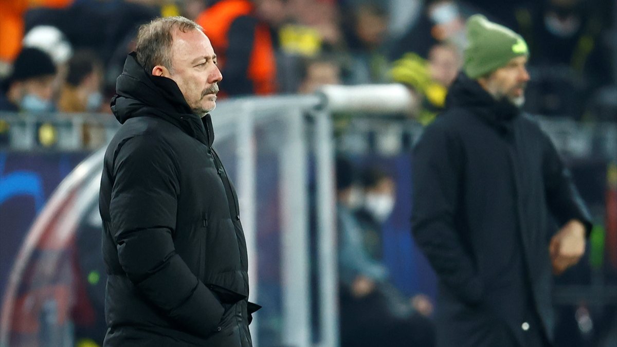 Sergen Yalçın&#039;ın istifa sorusuna cevabı