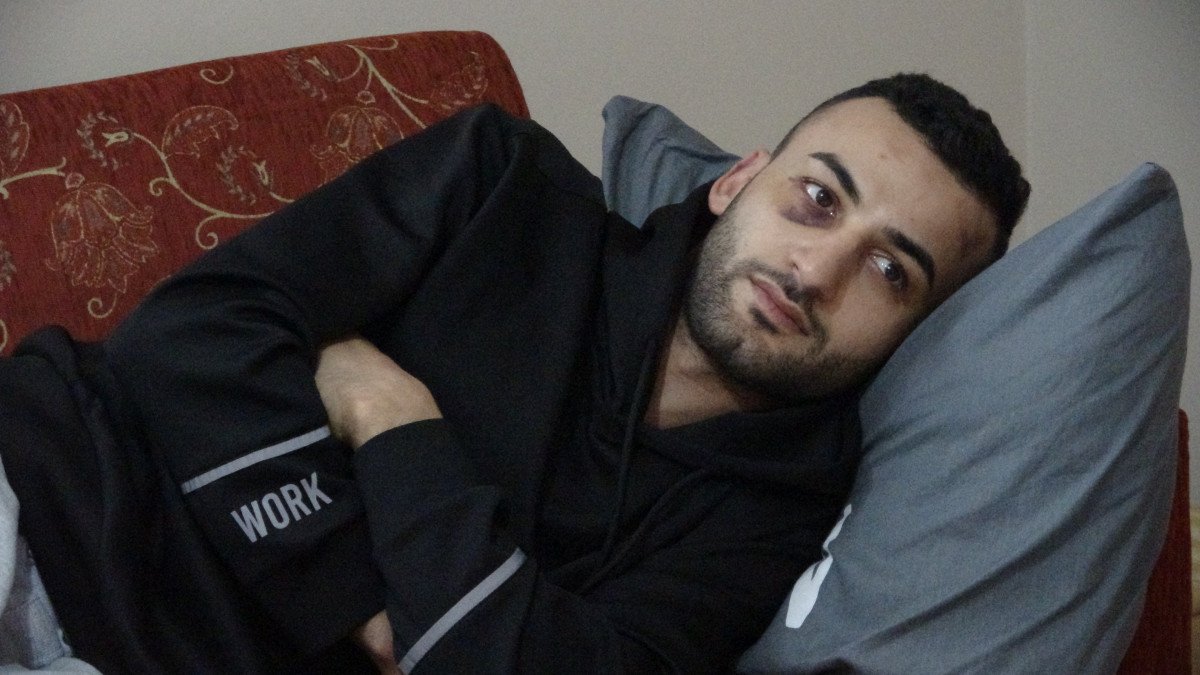 Sultangazi’de, arabasına çarpıp darbettiler