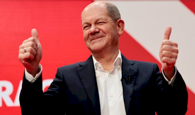 Almanya'da Sosyal Demokratlar, koalisyon protokolünü onayladı