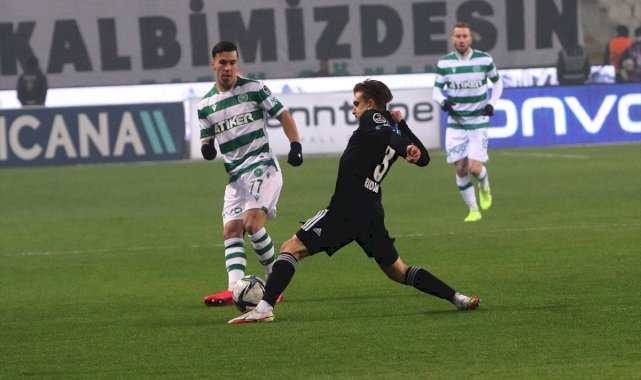 Beşiktaş, Konyaspor'a yenildi