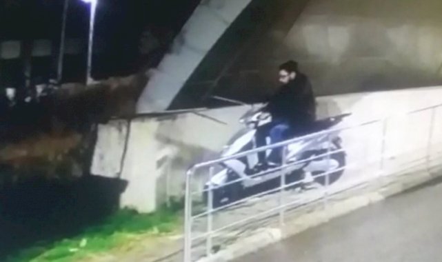 Düzce'de çaldığı motosikleti gezdikten sonra dereye attı
