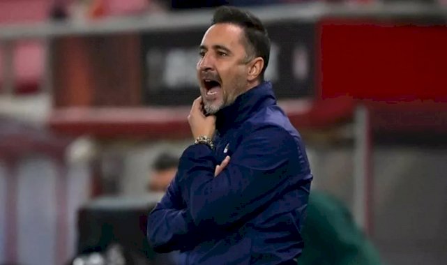 Fenerbahçe'de Vitor Pereira topun ağzında