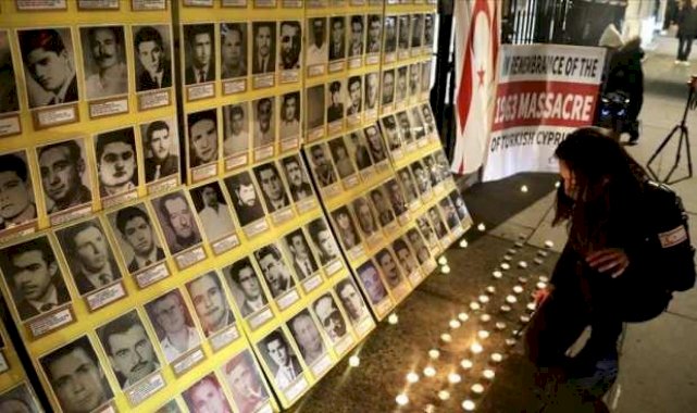 Londra'da Kıbrıs Türkleri 'Kanlı Noel' katliamının yıl dönümünde anma töreni düzenledi