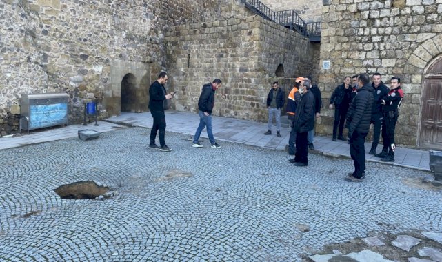 Niğde Kalesi'nde kadının düştüğü kaçak kazı alanı ziyarete kapatıldı