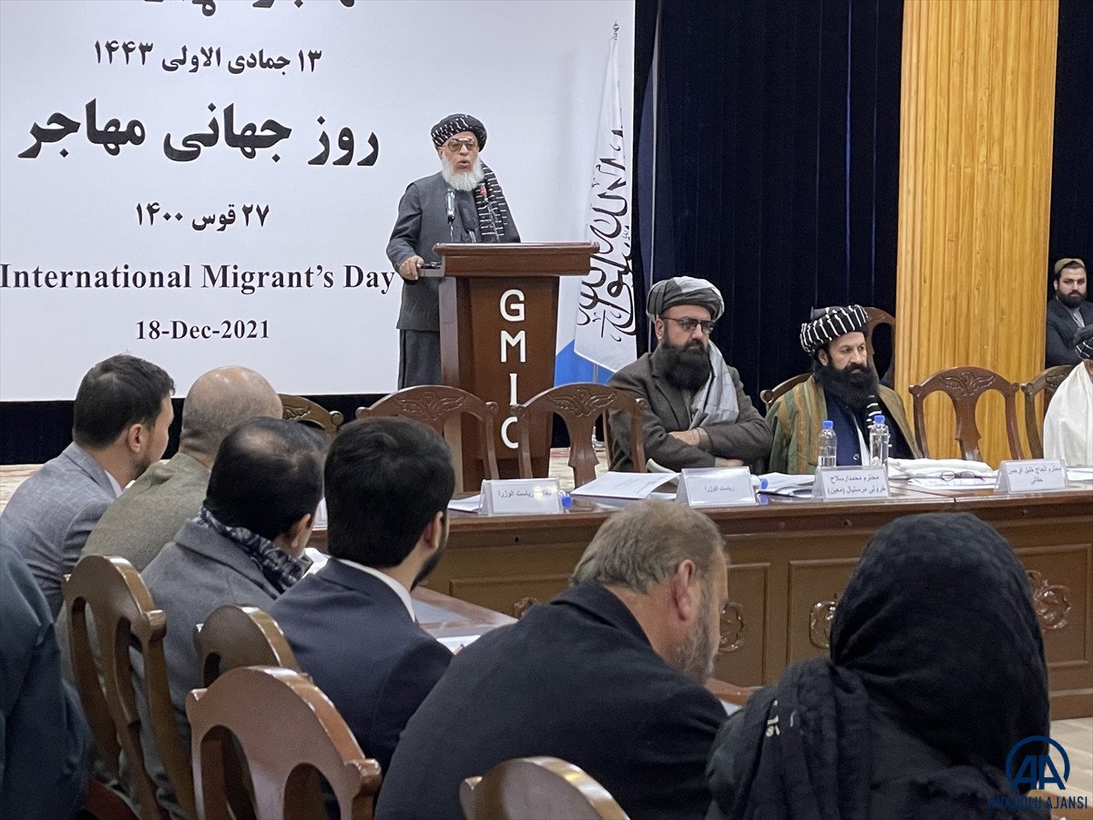 Taliban'dan Afgan mültecilere: Evinize dönün