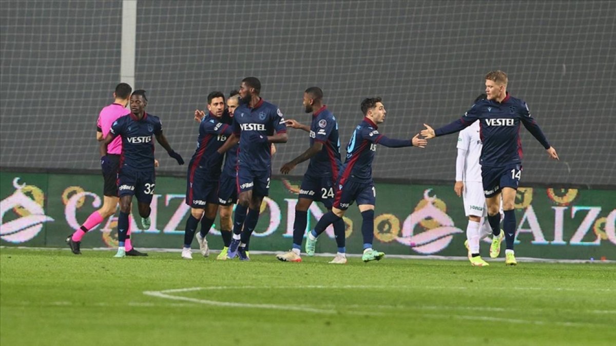 Trabzonspor, Süper Lig’de tarihi rekor için sahaya çıkacak