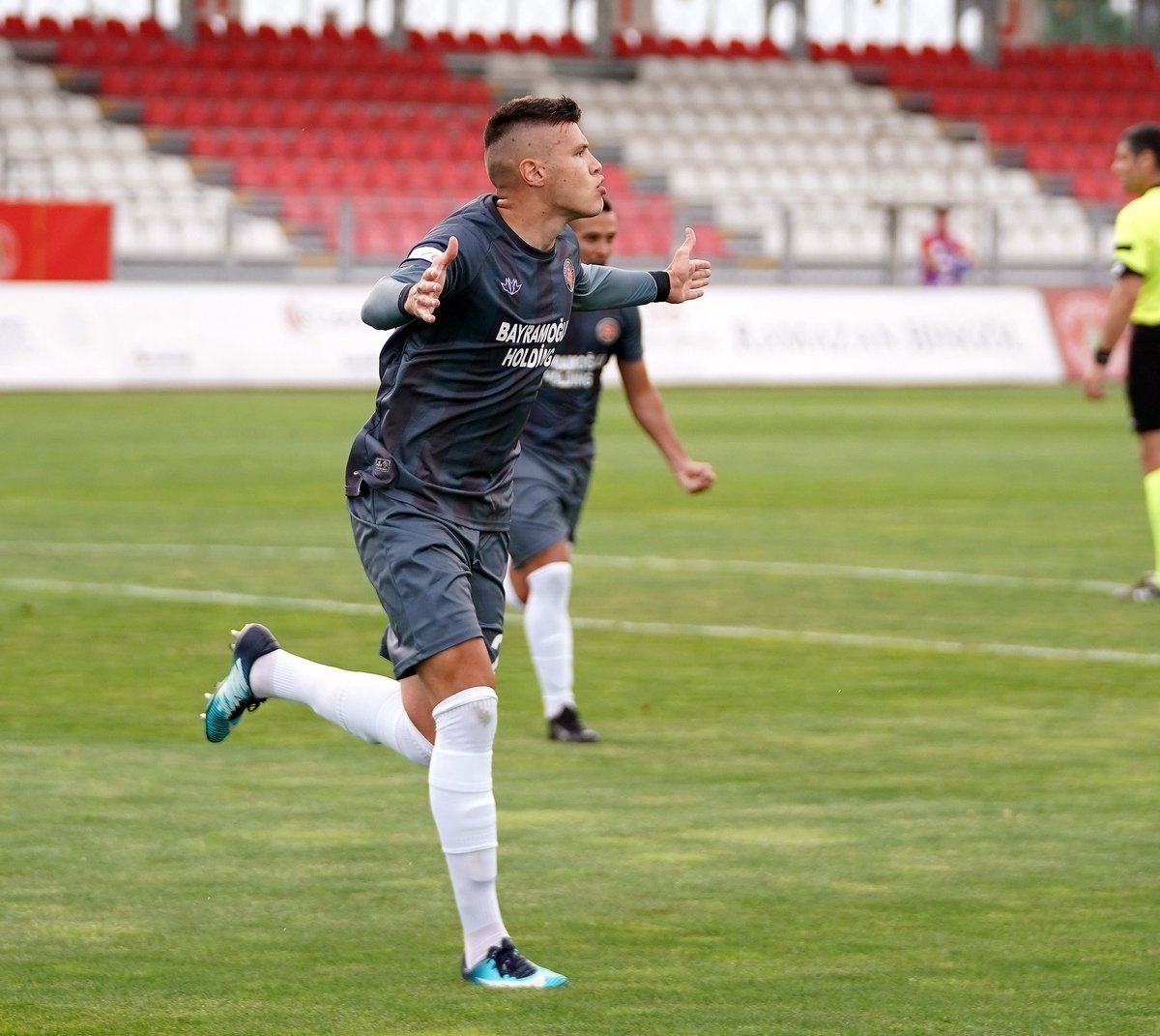 Trabzonspor'da hedef yerli stoper