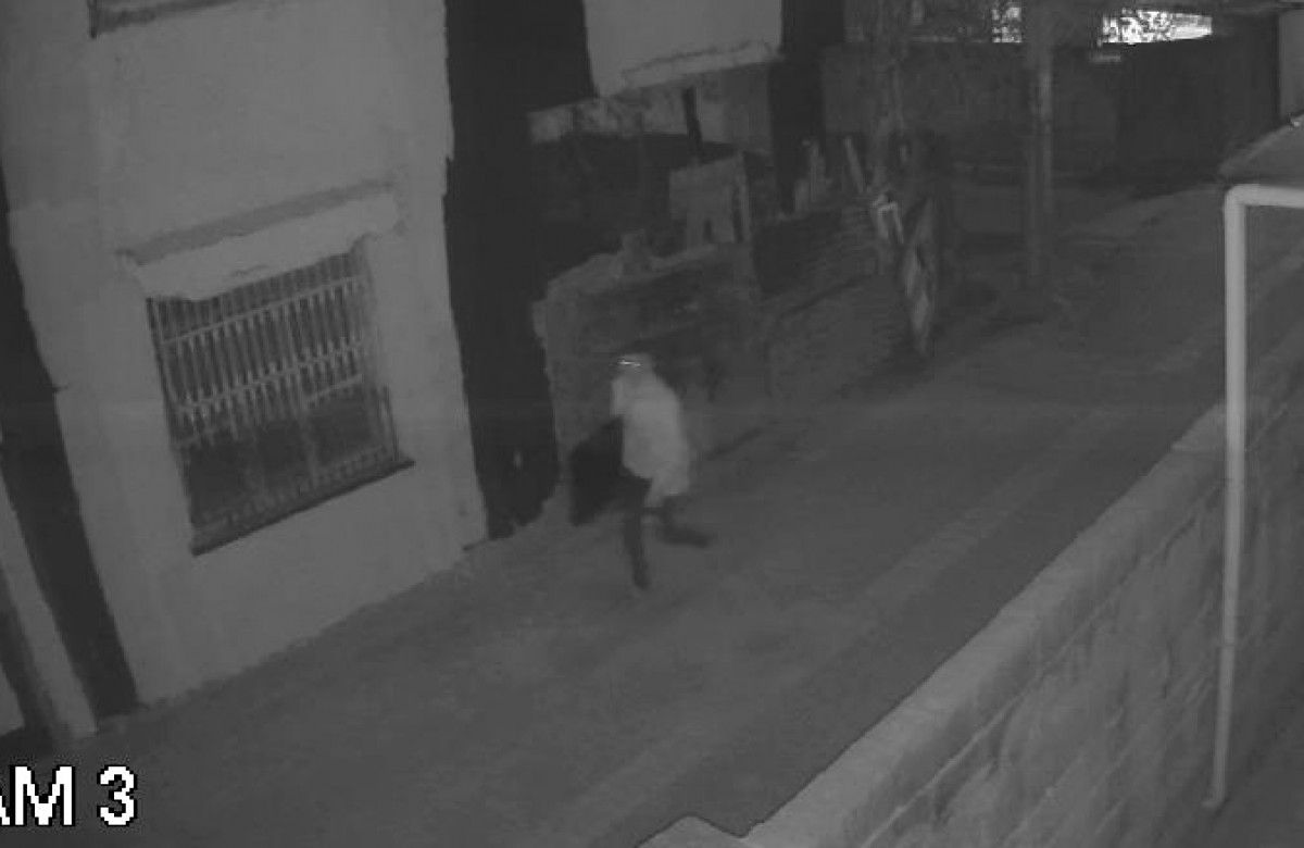 Adana'daki televizyon hırsızı kamerada