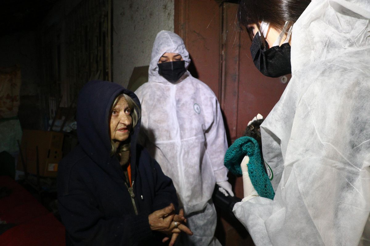 Ankara'da ölü hayvanları evindeki saksılarda sakladı