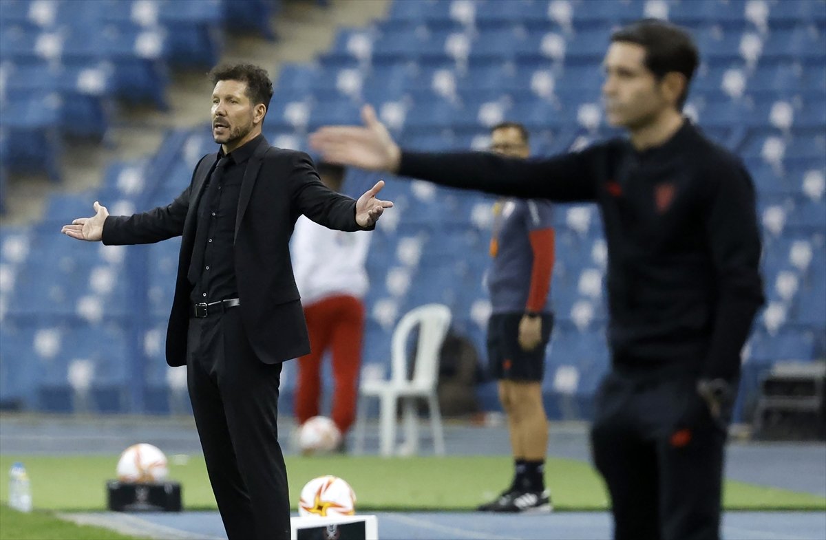 Athletic Bilbao, İspanya Süper Kupası'nda finalde