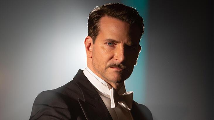 Bradley Cooper: Sette altı saat boyunca çıplak kaldım