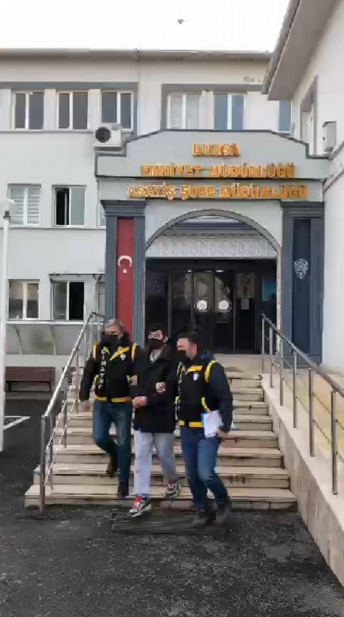 Bursa'da üniversite öğrencisi, yolunu kesen gaspçının ölümüne neden oldu