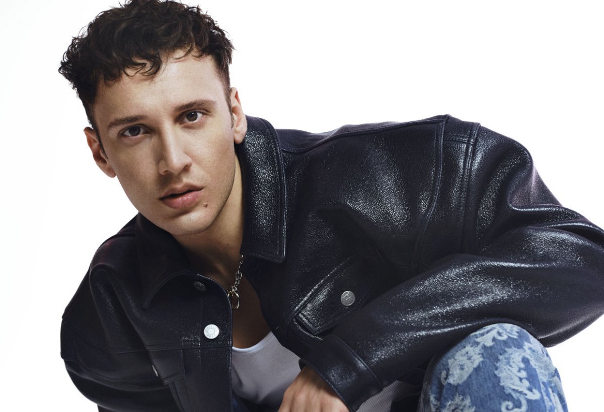 Edis, Meryem İrem Şahin'i öptü