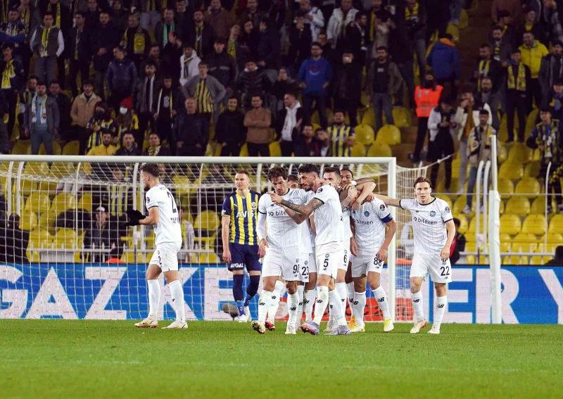 Fenerbahçe'ye evinde Adana Demir darbesi!