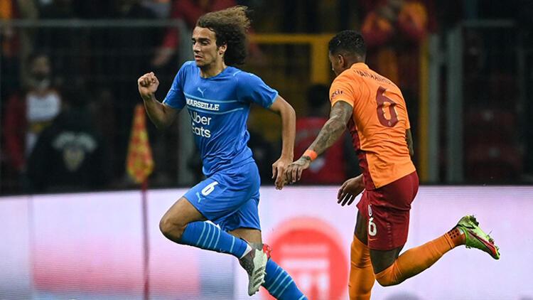Galatasaray'da yıldız isimle yollar ayrılıyor! Torrent'in gözünden düştü