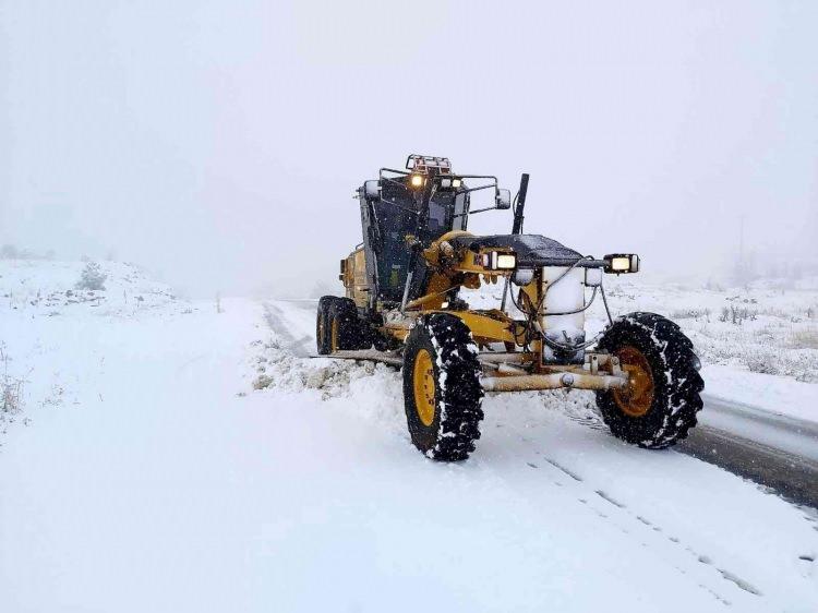 Gaziantep'te kar yağışı nedeniyle hayat resmen durdu: Vali Gül'den açıklama!