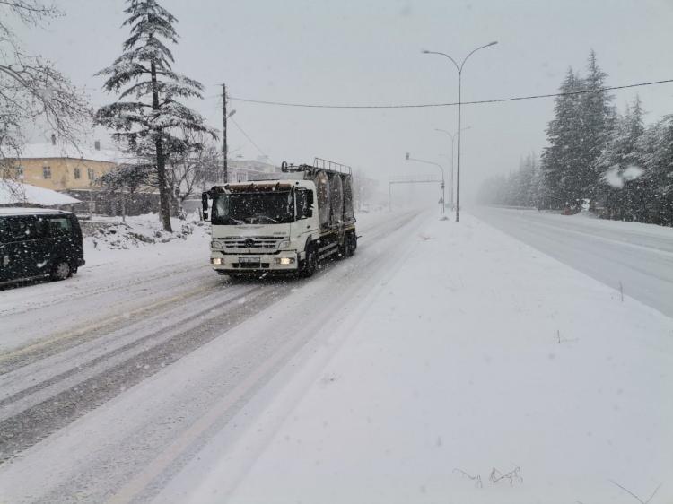 Gaziantep'te kar yağışı nedeniyle hayat resmen durdu: Vali Gül'den açıklama!