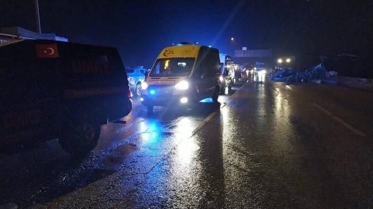 Gaziantep'te Yolcu Otobüsü Kaza Yaptı! Çok Sayıda Yaralı Var!