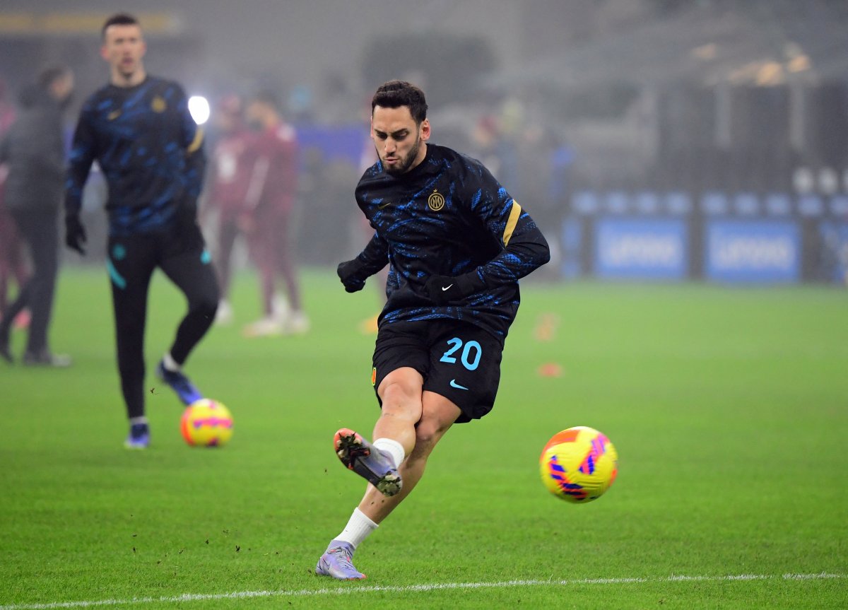 Hakan Çalhanoğlu, Inter'de aralık ayının en iyi oyuncusu seçildi