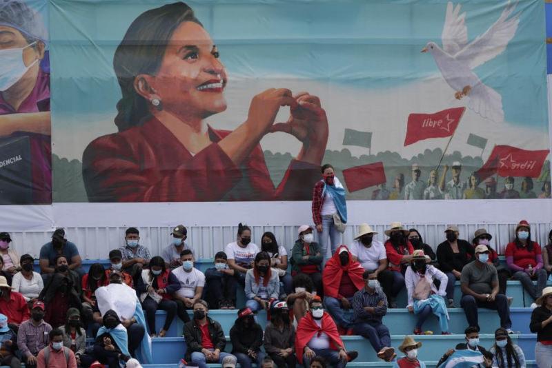 Honduras'ın ilk kadın Devlet Başkanı Xiomara Castro yemin etti