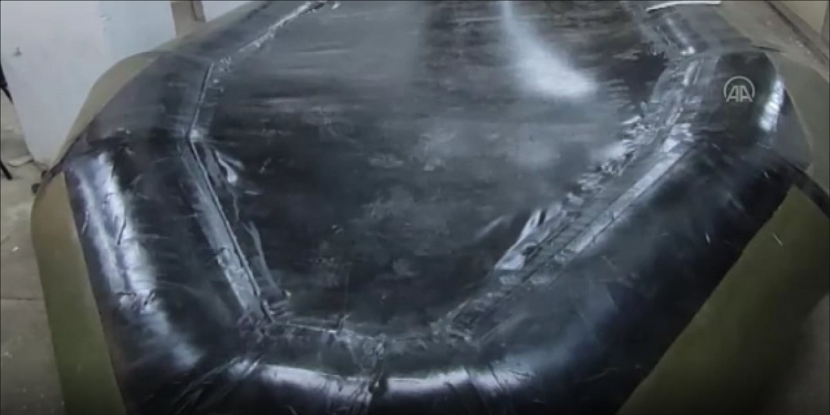 İzmir'de, göçmen kaçakçısı yara izinden yakalandı