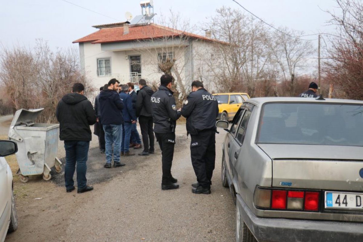 Malatya'da tacize uğrayan kadın tacizcisini bıçakladı
