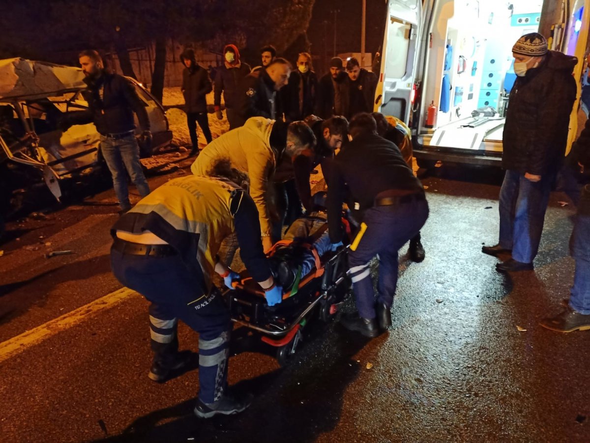 Samsun’da tır iki otomobile çarptı: 1 ölü