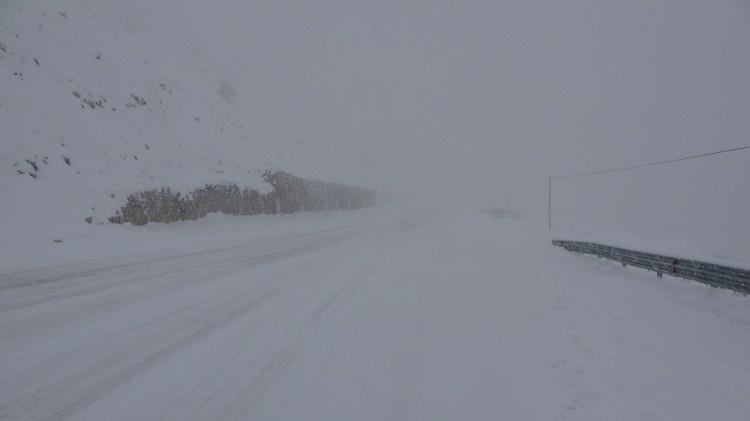 Son dakika haberi: Sıcaklık düşecek, Meteoroloji'den çok kuvvetli kar uyarısı!
