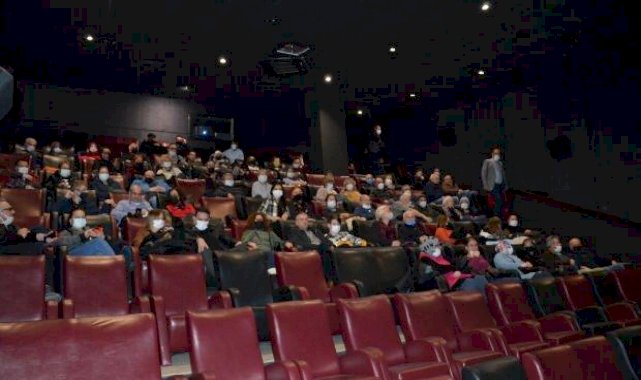 Emekli astsubaylar "Kesişme: İyi ki Varsın Eren" filmini izledi