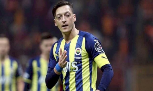 Fenerbahçe'ye Mesut Özil şoku! Antalya kampına gidemeyecek...