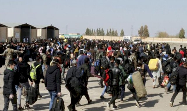 İran: 800 bin Afgan göçmen geldi