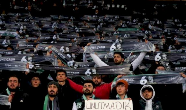 Konya'da, 6. dakikada Ahmet Çalık için maç durdu