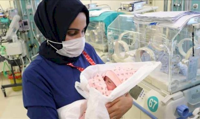 Şanlıurfalı dördüzler özel bakımla hayata tutundu