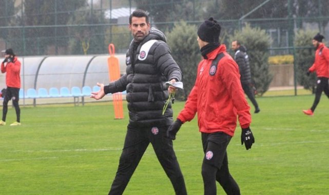 Volkan Demirel'den atak! Fenerbahçe'nin o oyuncusuna talip oldu...