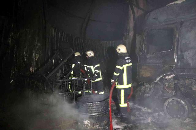 10 dükkanın ve 3 tırın küle döndüğü yangın böyle çıktı