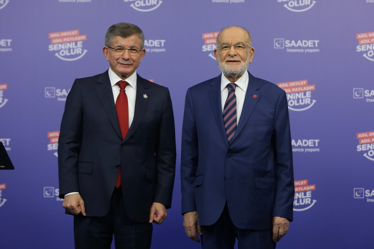 Ahmet Davutoğlu ve Temel Karamollaoğlu'ndan Kavala açıklaması