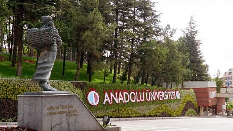 Anadolu Üniversitesi kayıt takvimini duyurdu! AÖF bahar dönemi kayıt yenileme ne zaman?