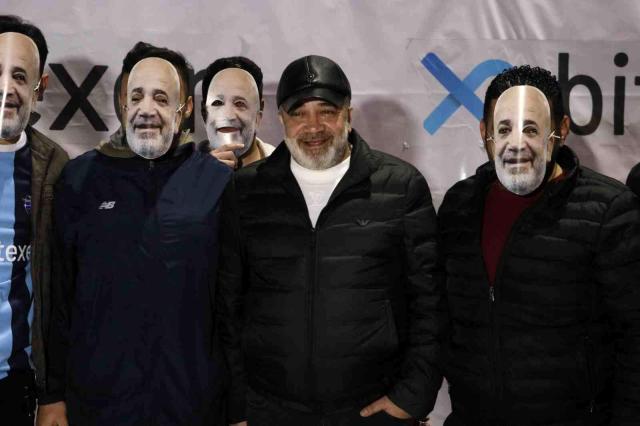 Başkan Sancak stat otoparkında çadırda maçı izlemeye başladı