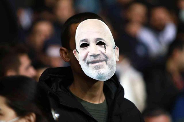 Başkan Sancak stat otoparkında çadırda maçı izlemeye başladı