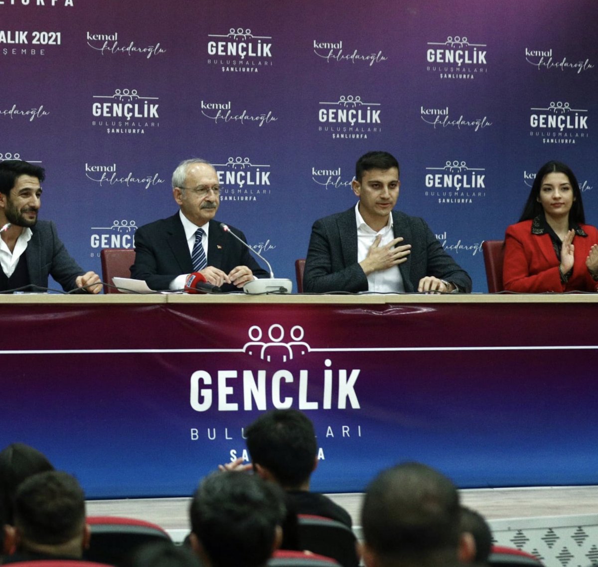 Gençosman Killik: Gençlerin yarısı CHP'ye oy veriyor