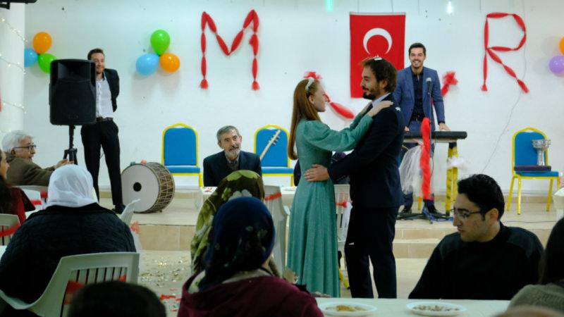 Gönül Dağı 50.bölüm fragmanı: Münir, son yolculuğuna mı uğurlanacak? 2'si de üzüntüden kahroluyor!
