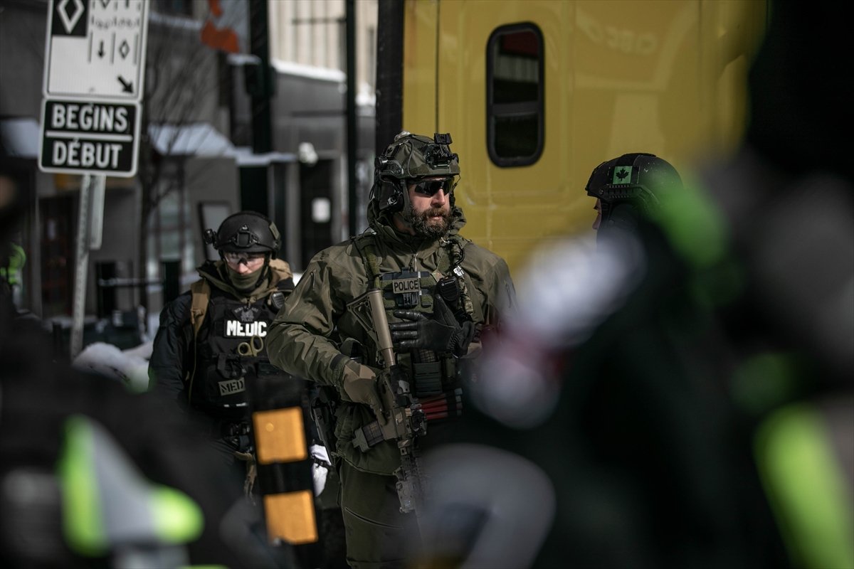 Kanada'da "Özgürlük Konvoyu" protestocularına gözaltı