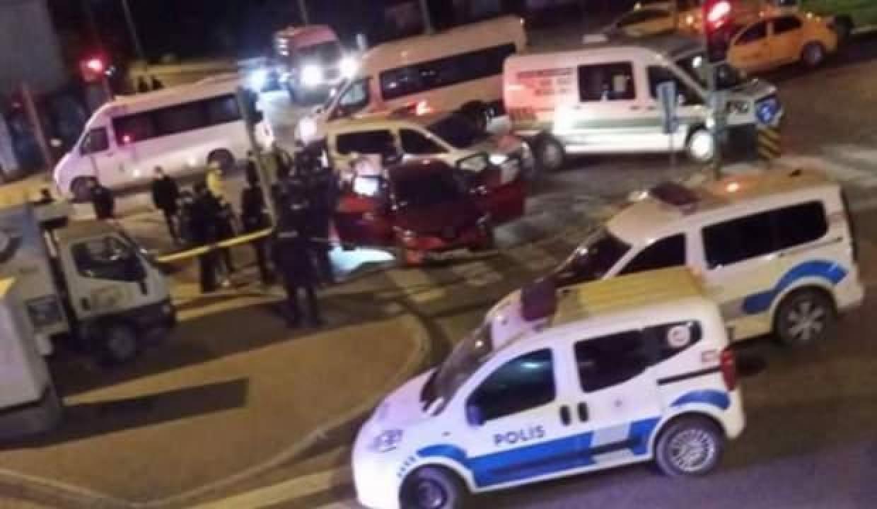 Kocaeli'de kırmızı ışıkta iki kadına kurşun yağdırdılar!