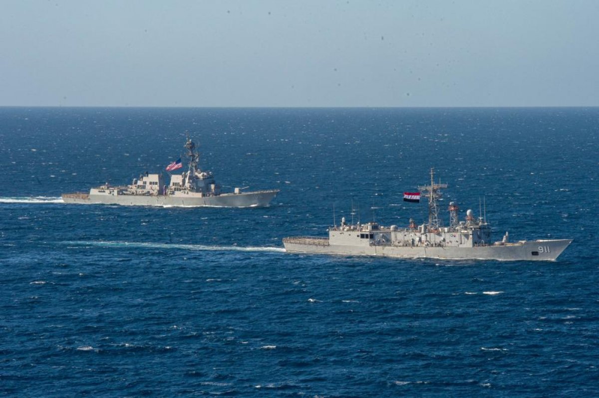 Orta Doğu'nun en büyük deniz tatbikatının ikinci ayağı Umman'da başladı